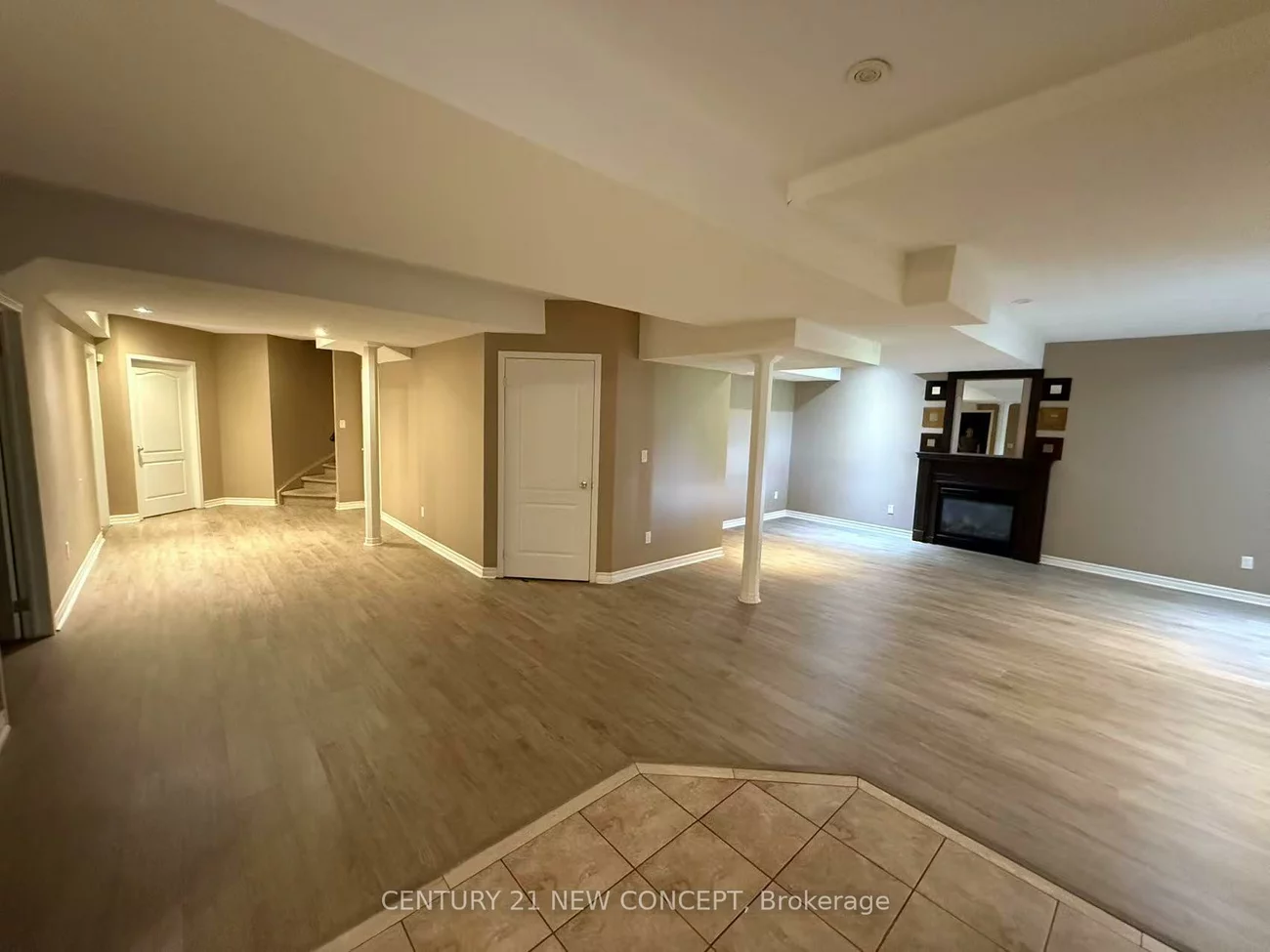 75, Alpaca, Jefferson, Richmond Hill