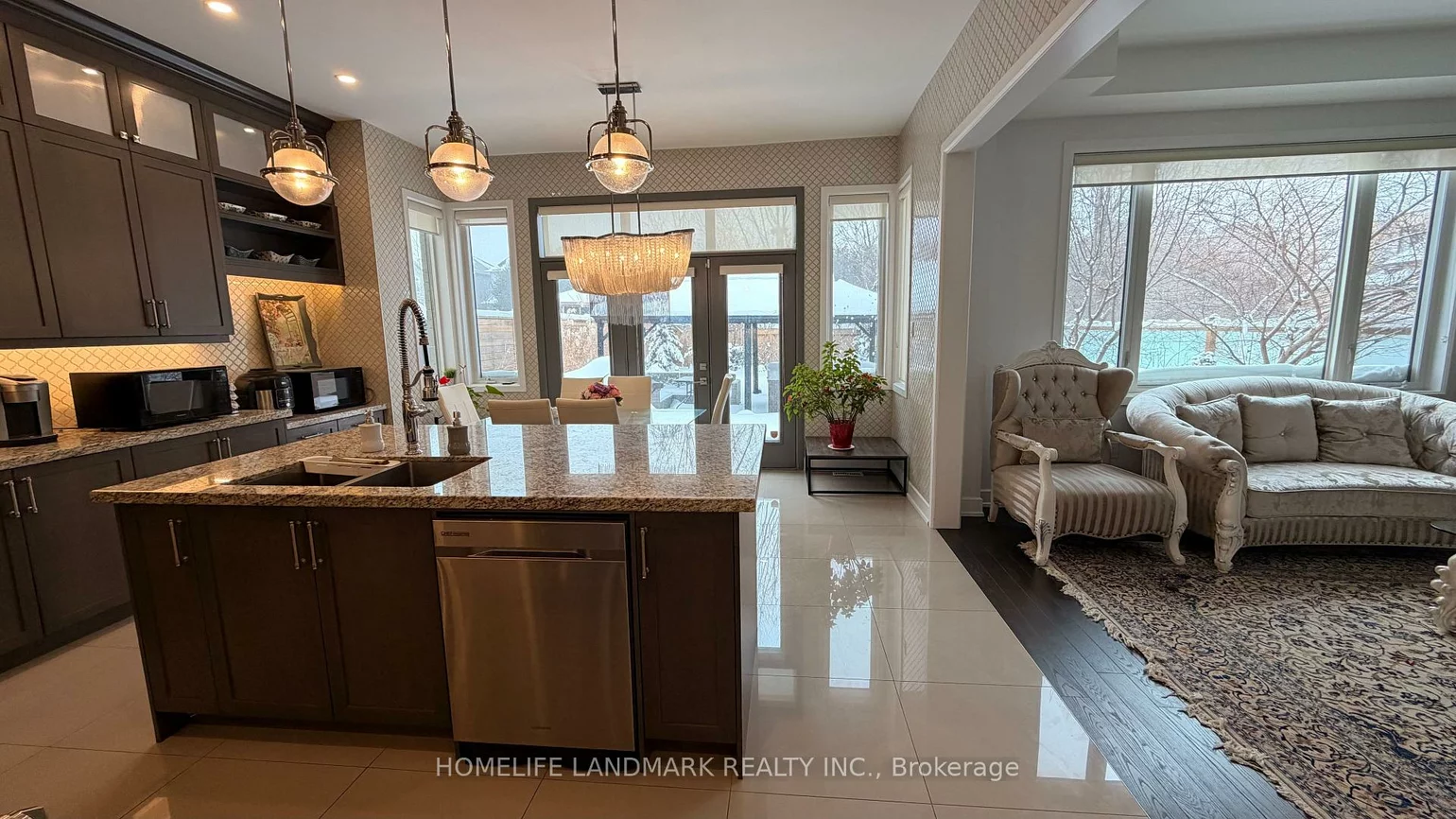 8, Kent Matthew, Oak Ridges, Richmond Hill