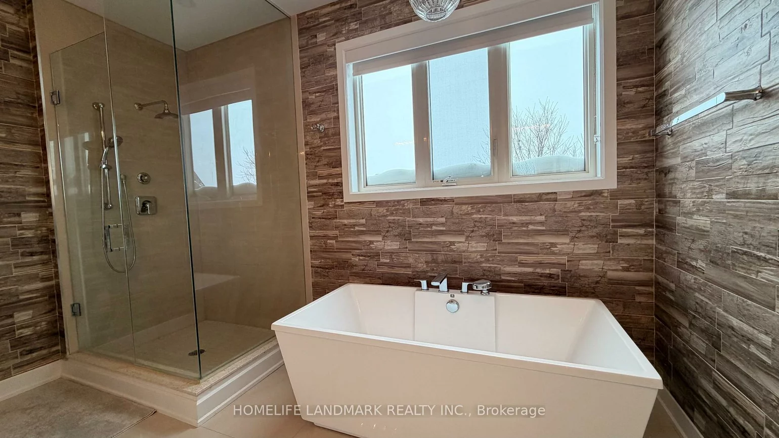 8, Kent Matthew, Oak Ridges, Richmond Hill