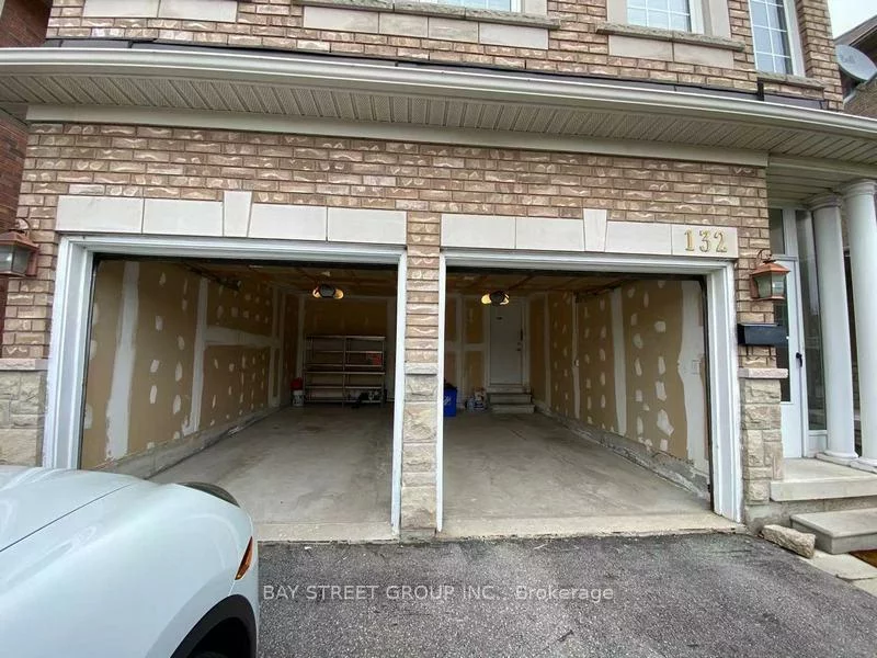 132, Farmstead, Rouge Woods, Richmond Hill