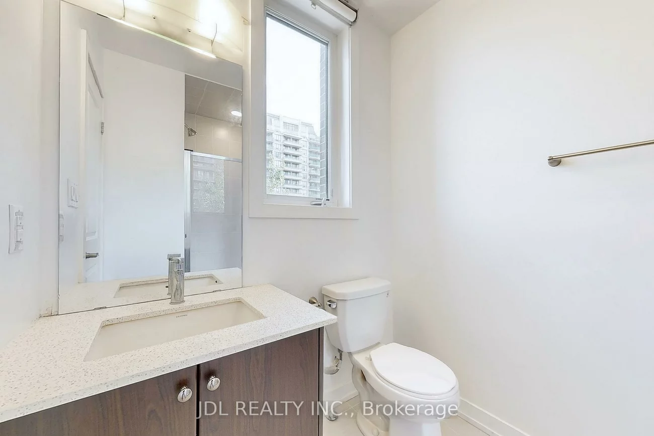 370, Red Maple, Langstaff, Richmond Hill