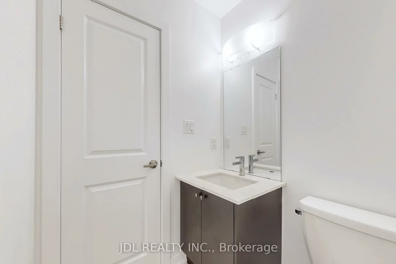 370, Red Maple, Langstaff, Richmond Hill