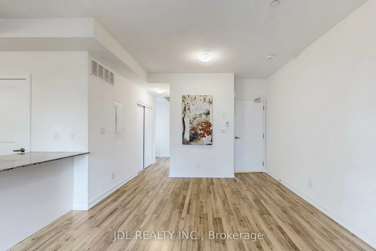 370, Red Maple, Langstaff, Richmond Hill