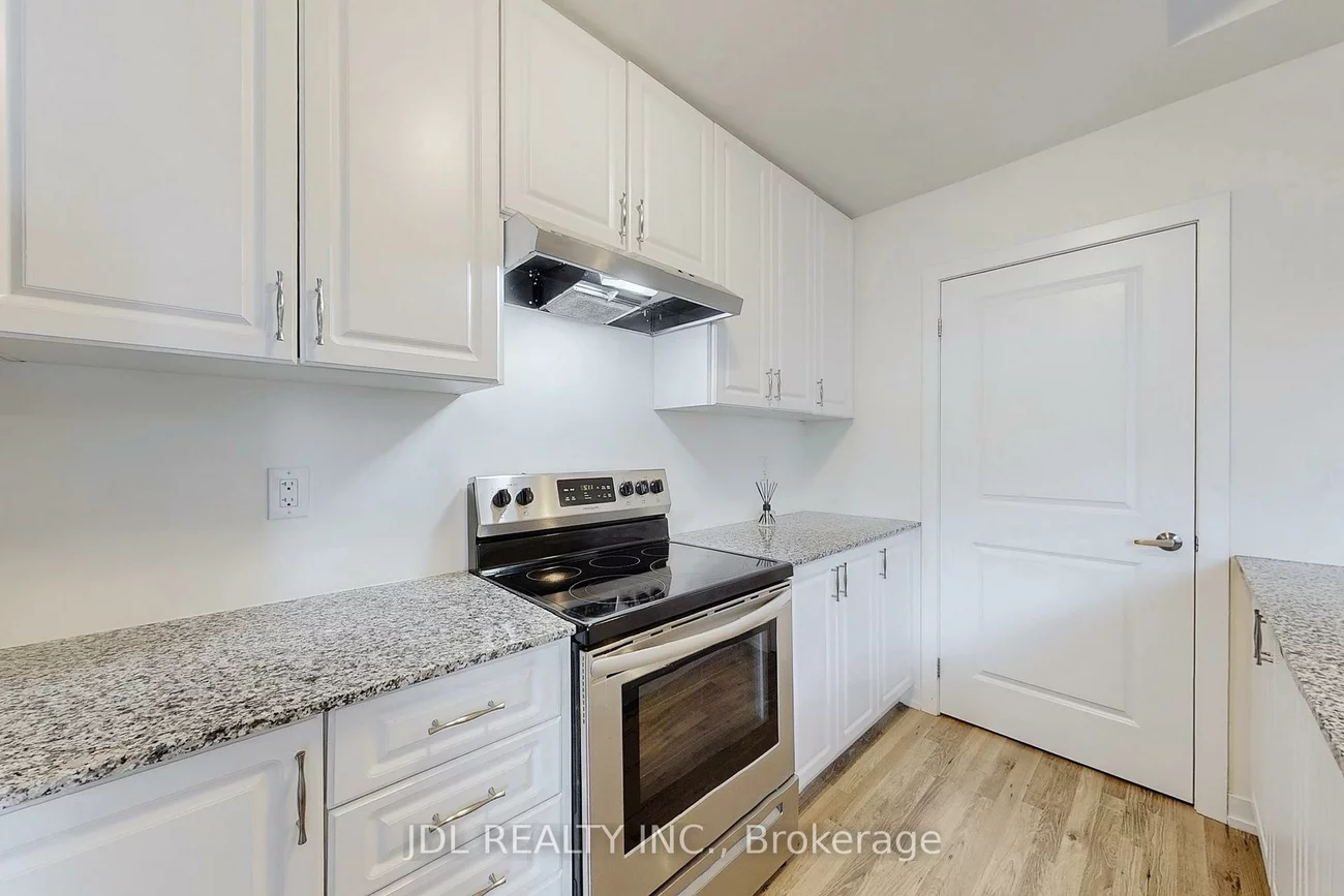 370, Red Maple, Langstaff, Richmond Hill