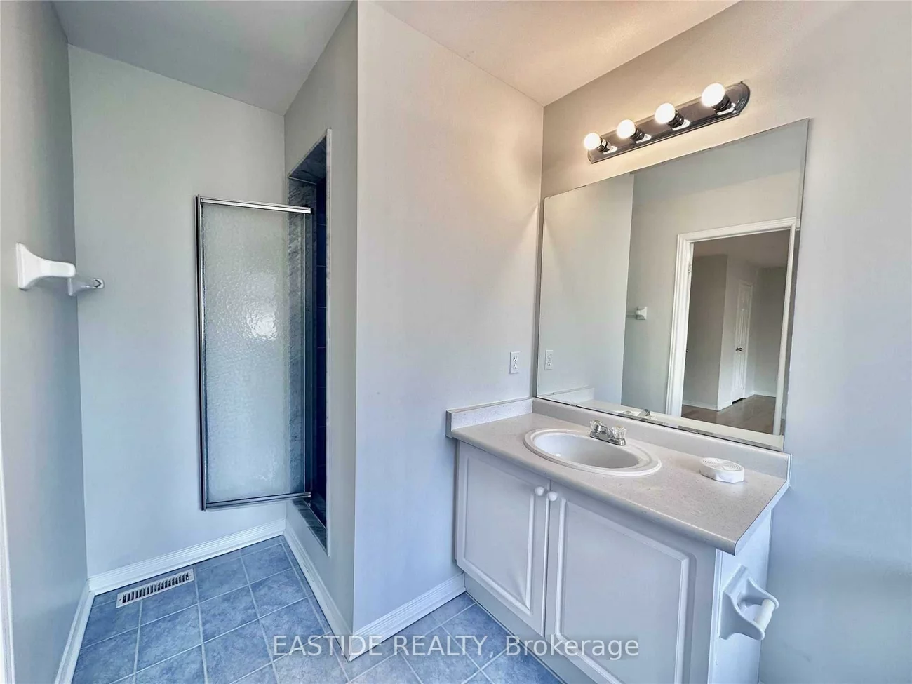 24, Revelstoke, Langstaff, Richmond Hill