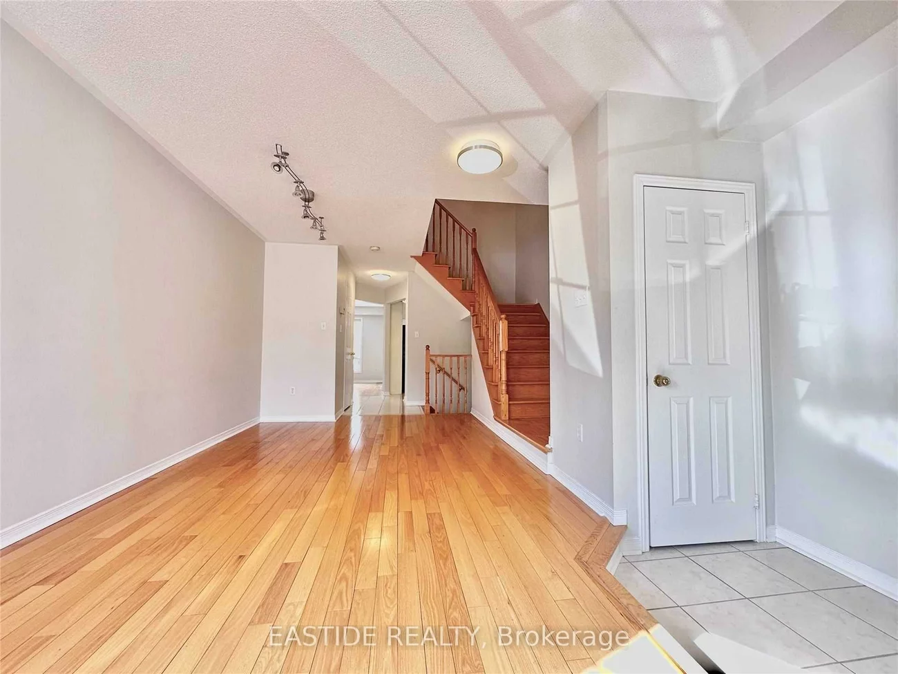 24, Revelstoke, Langstaff, Richmond Hill