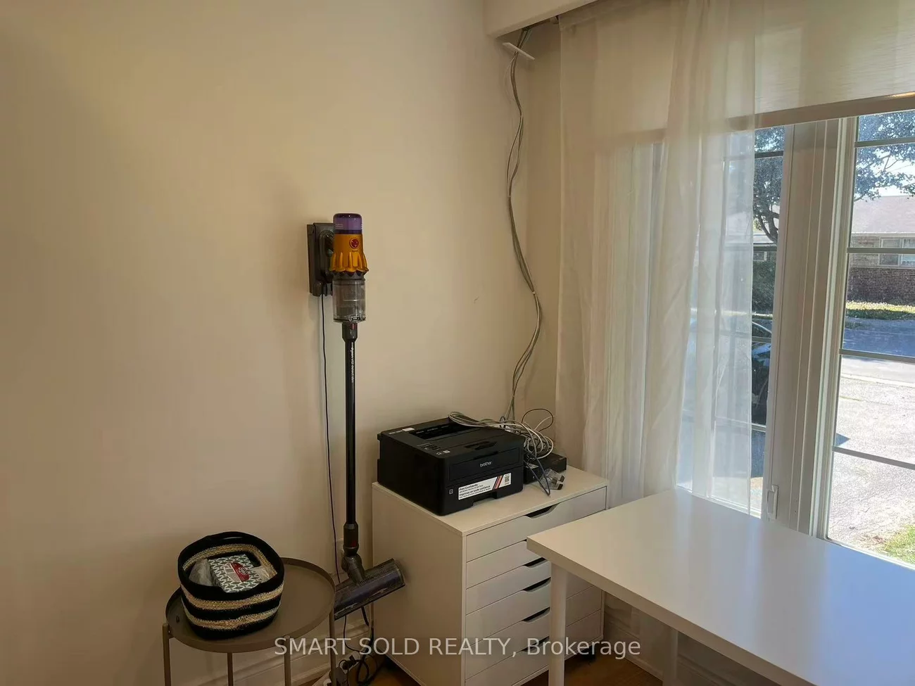 7, Sussex, Crosby, Richmond Hill