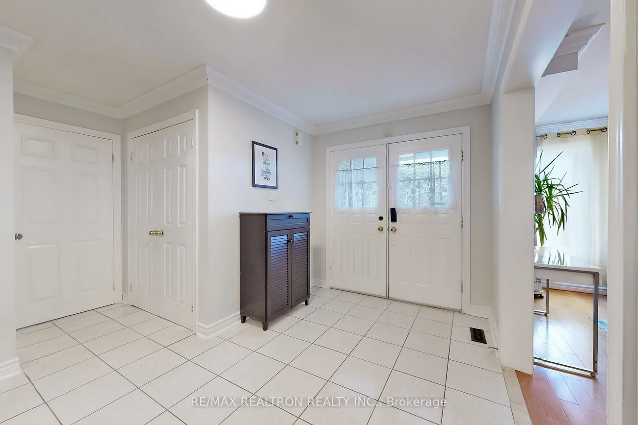 32, Subrisco, Devonsleigh, Richmond Hill