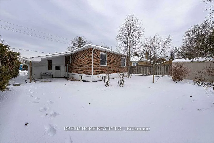 302, Crosby, Crosby, Richmond Hill