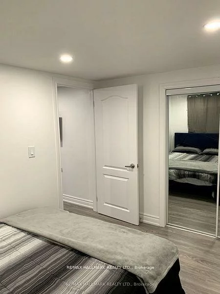 255, Ashlar, Crosby, Richmond Hill