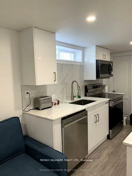 255, Ashlar, Crosby, Richmond Hill