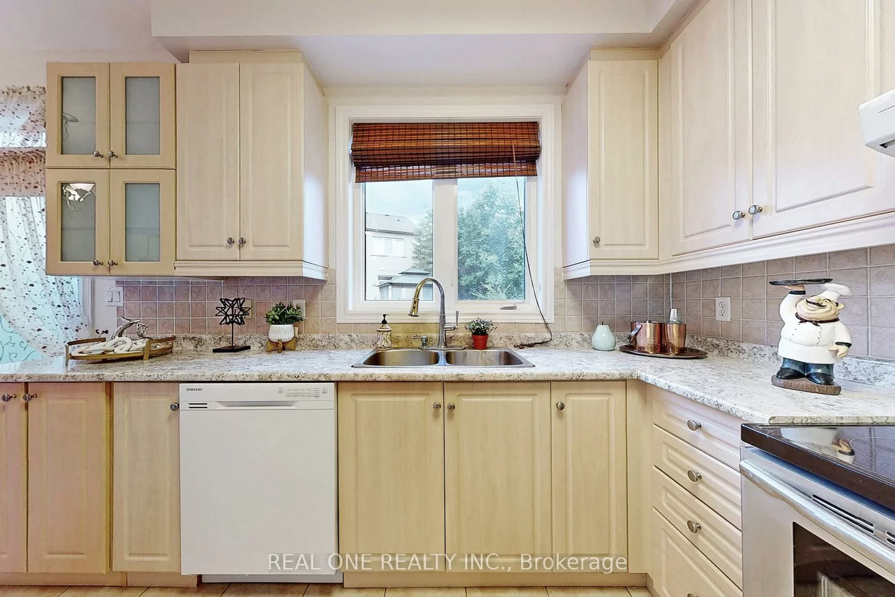 19, Longwood, Oak Ridges, Richmond Hill