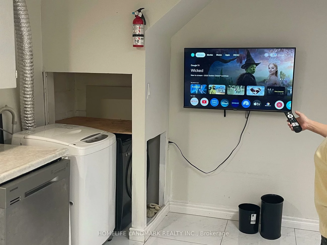 385, Marybay, Crosby, Richmond Hill