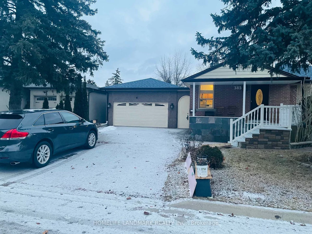 385, Marybay, Crosby, Richmond Hill