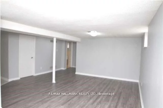 245, Axminster, Crosby, Richmond Hill