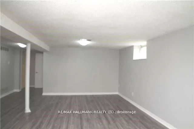 245, Axminster, Crosby, Richmond Hill