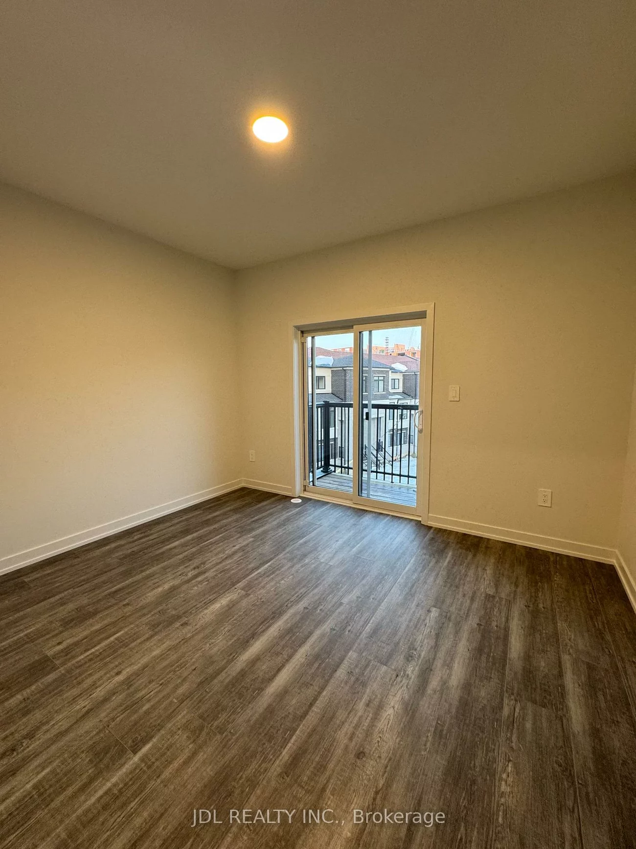 12, Robert Gilpin, Headford Business Park, Richmond Hill