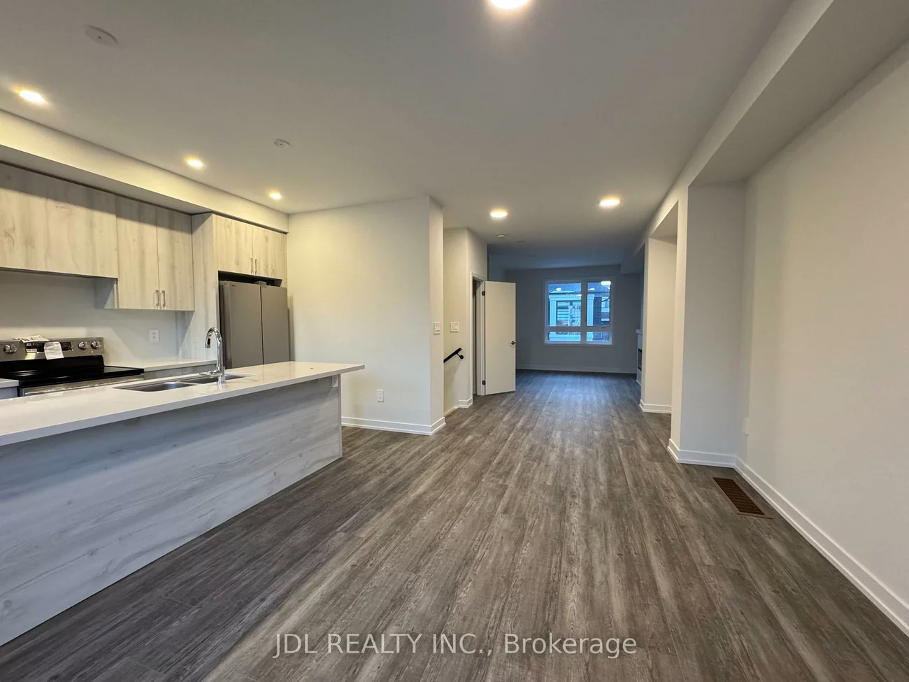 12, Robert Gilpin, Headford Business Park, Richmond Hill