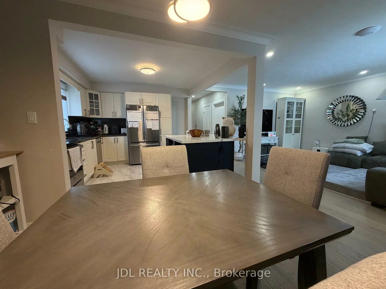 379, Alper, Crosby, Richmond Hill