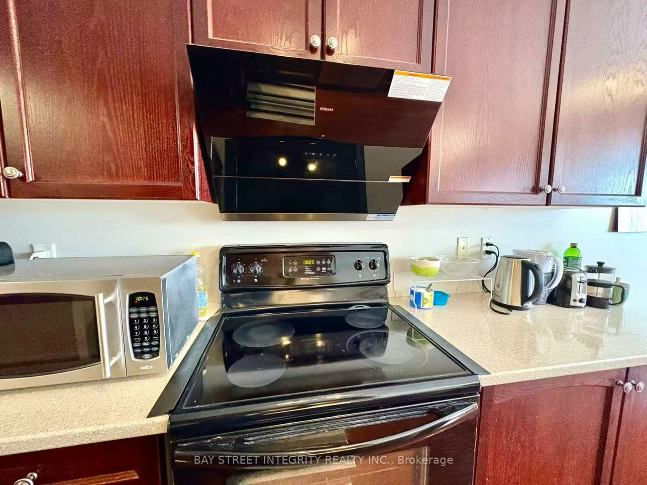 8, Townwood, Jefferson, Richmond Hill