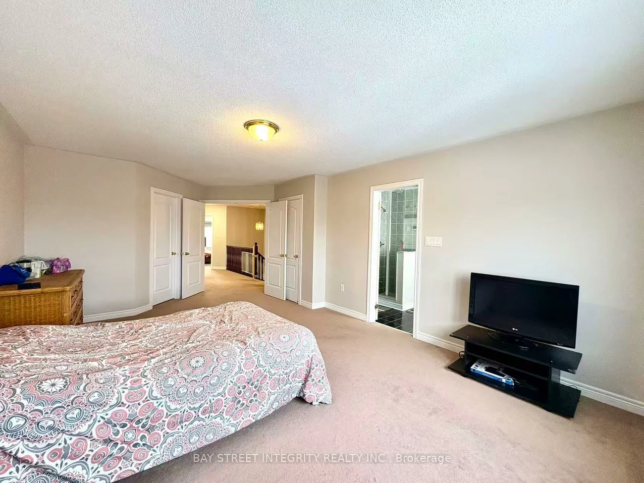 8, Townwood, Jefferson, Richmond Hill