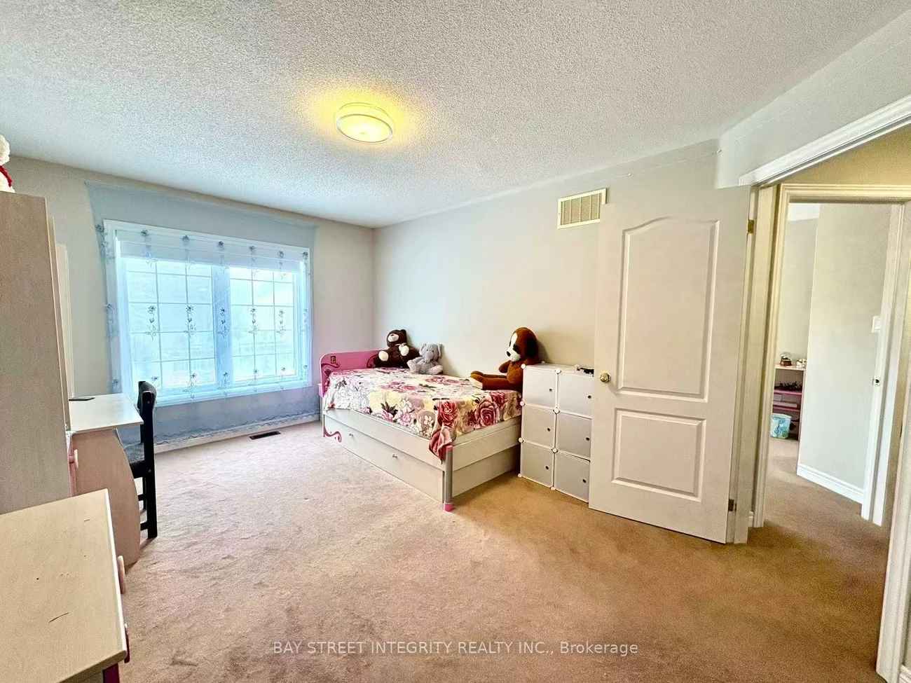 8, Townwood, Jefferson, Richmond Hill