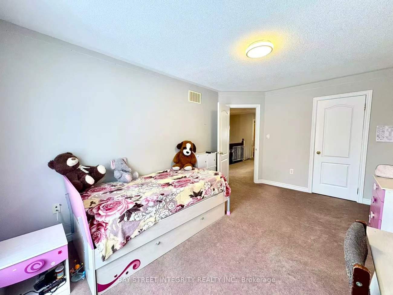 8, Townwood, Jefferson, Richmond Hill