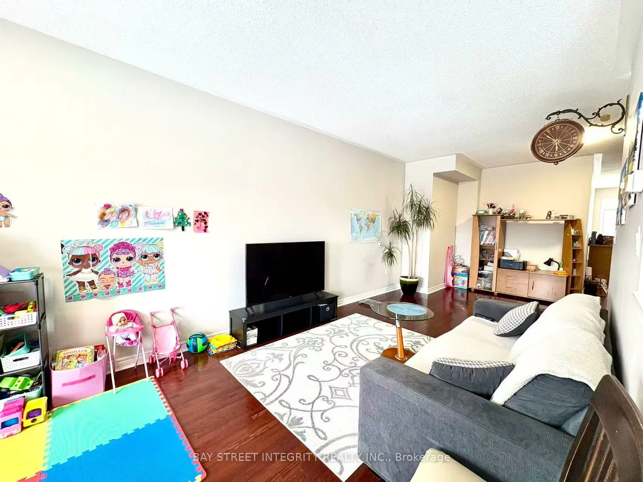 8, Townwood, Jefferson, Richmond Hill