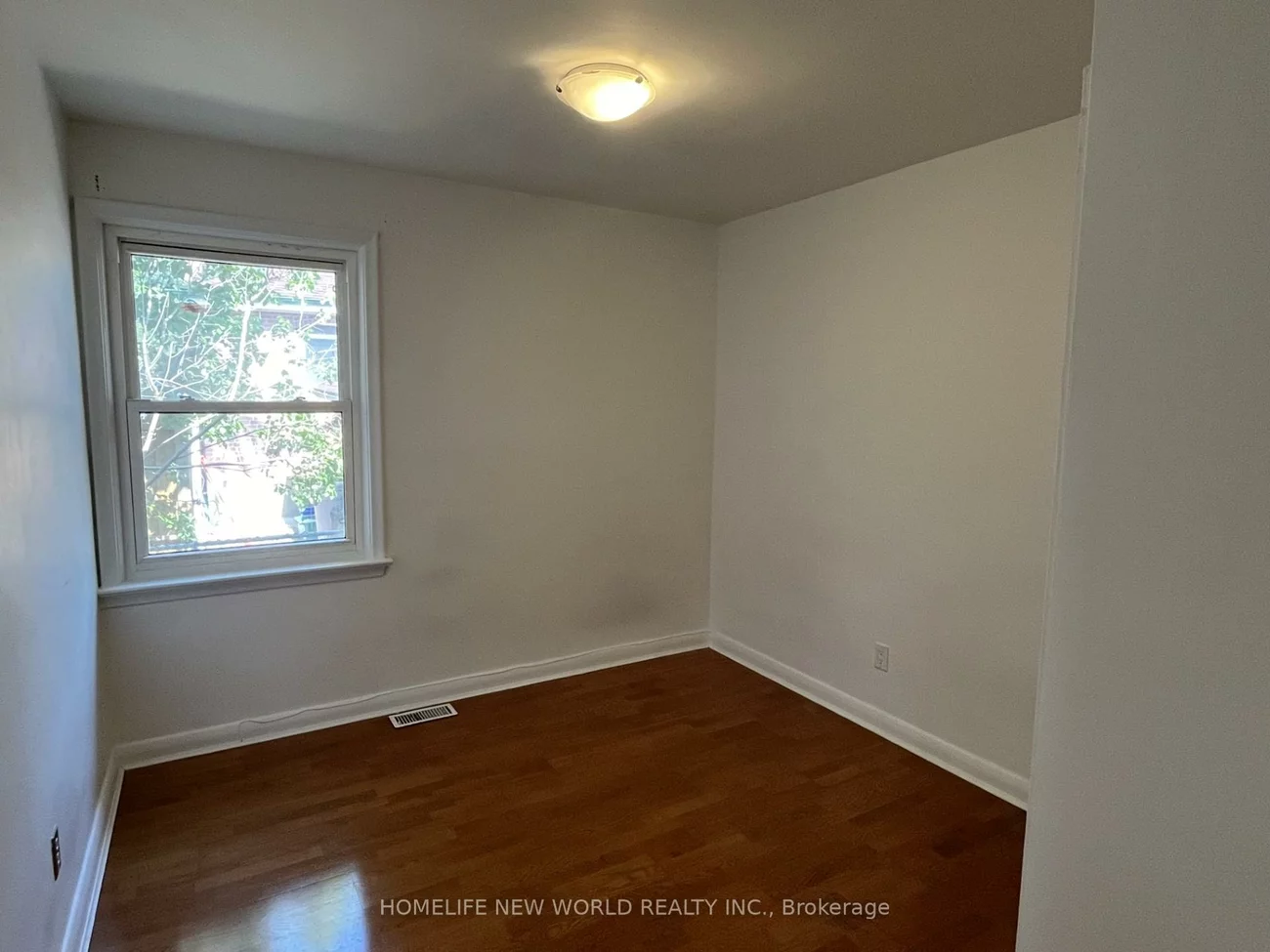 345, Centre, Crosby, Richmond Hill