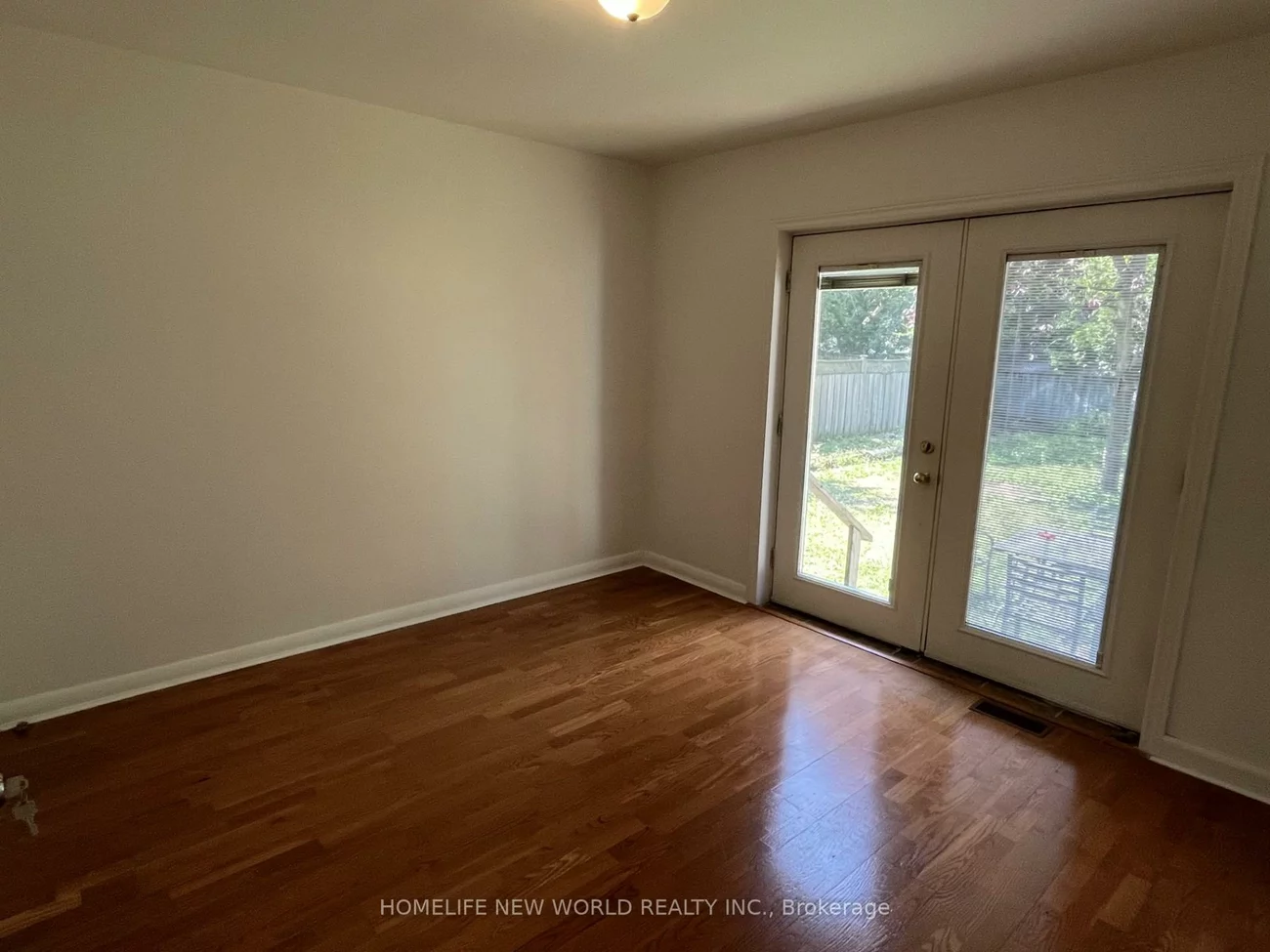 345, Centre, Crosby, Richmond Hill