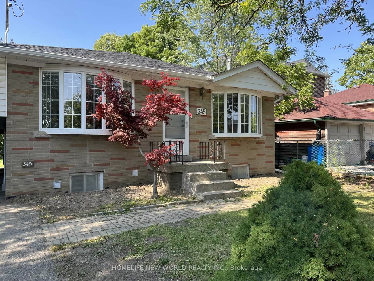 345, Centre, Crosby, Richmond Hill