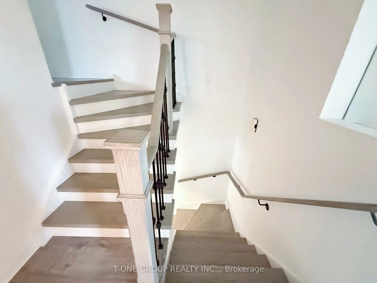 90, Bridlepath, Rouge Woods, Richmond Hill