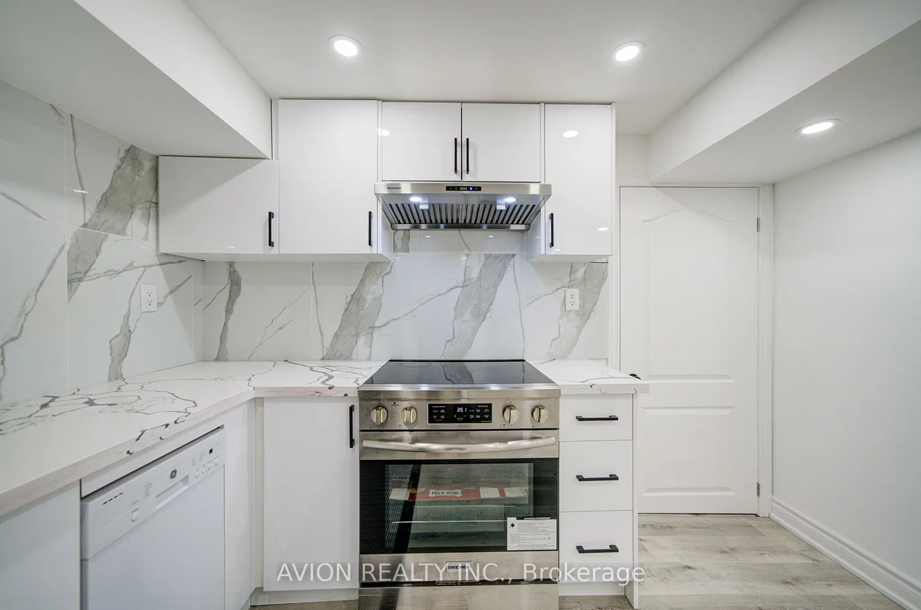 12, Parsell, Jefferson, Richmond Hill