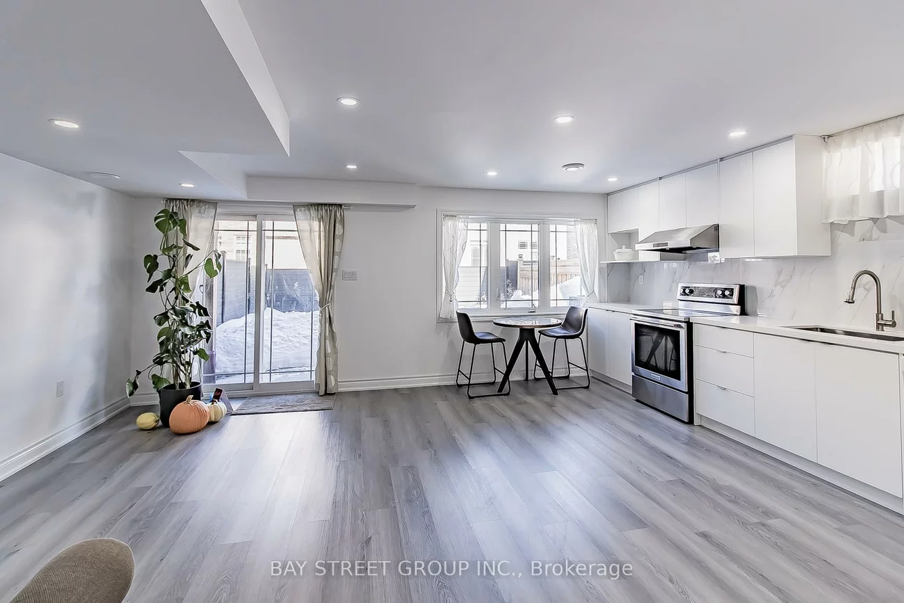 50, Drizzel, Oak Ridges, Richmond Hill