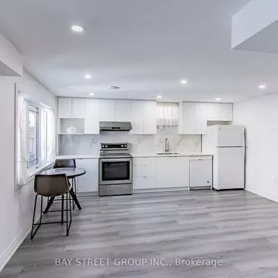 50, Drizzel, Oak Ridges, Richmond Hill