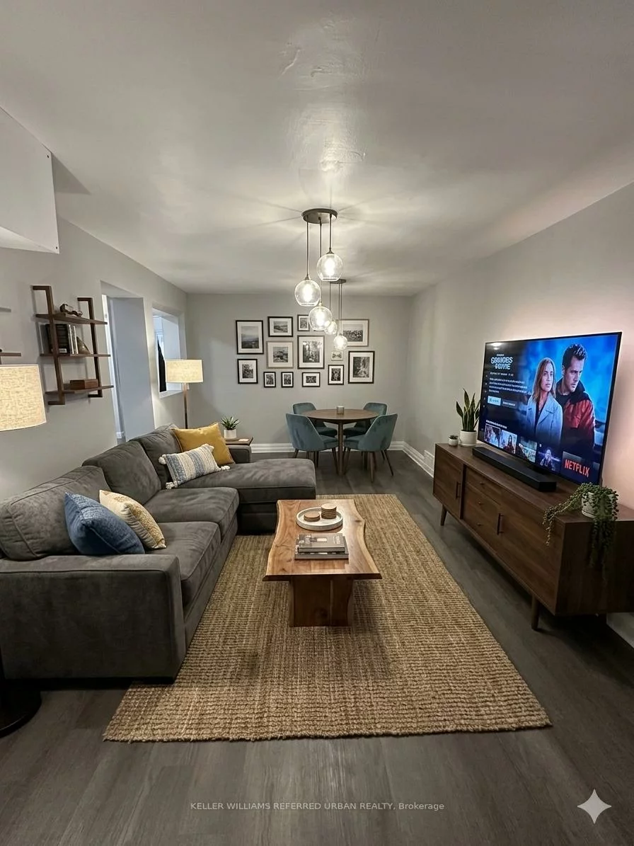 10140, Yonge, Mill Pond, Richmond Hill