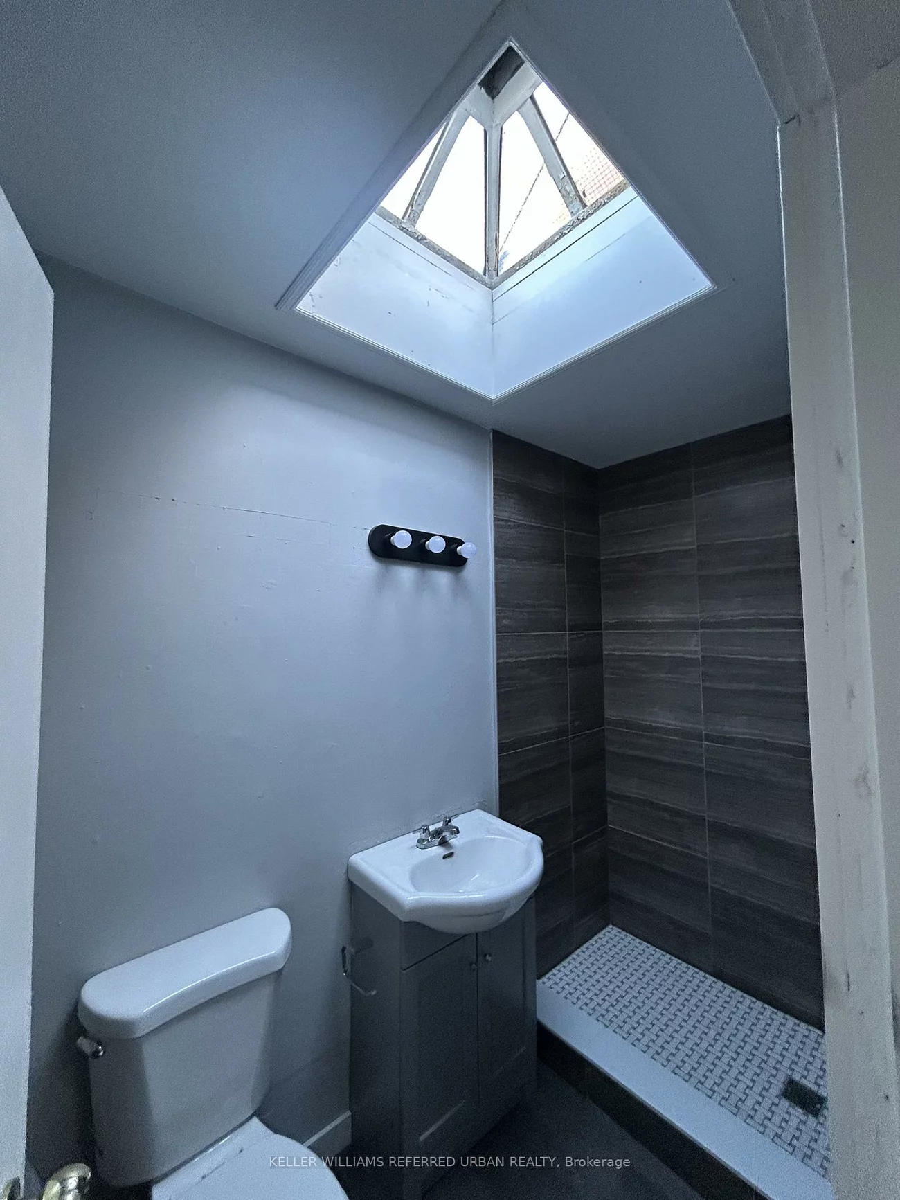 10140, Yonge, Mill Pond, Richmond Hill