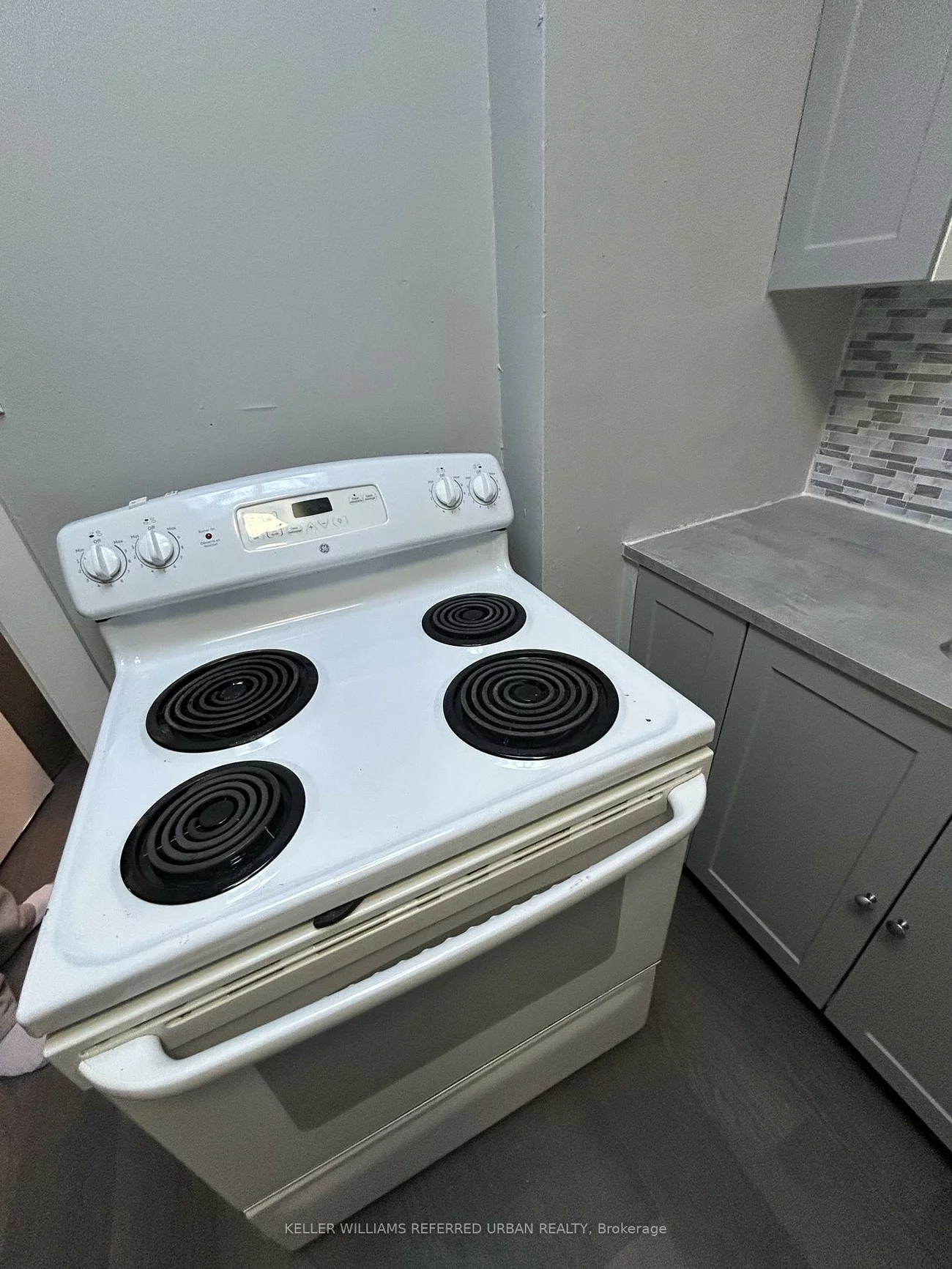 10140, Yonge, Mill Pond, Richmond Hill