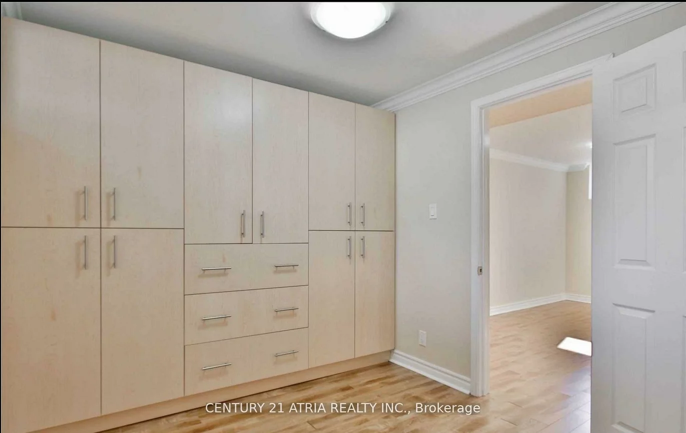 243, Harrygan, Mill Pond, Richmond Hill