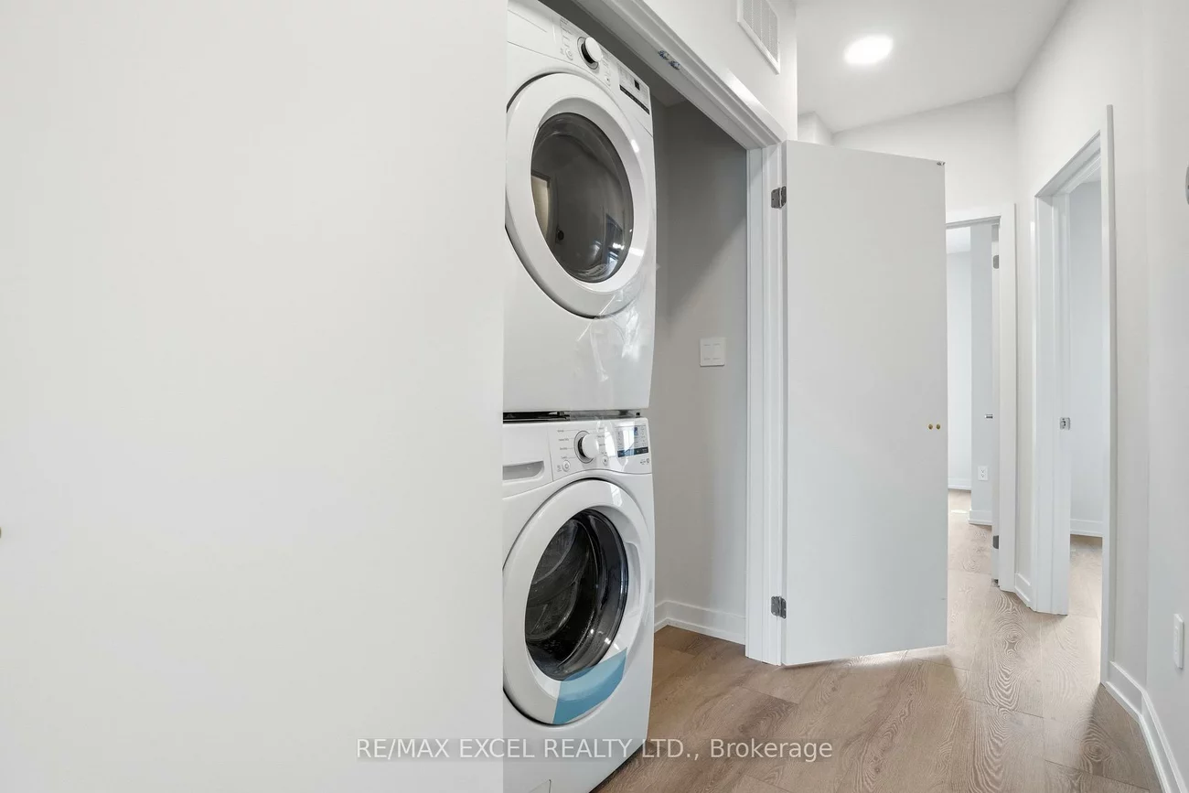 7, Peace, Headford Business Park, Richmond Hill