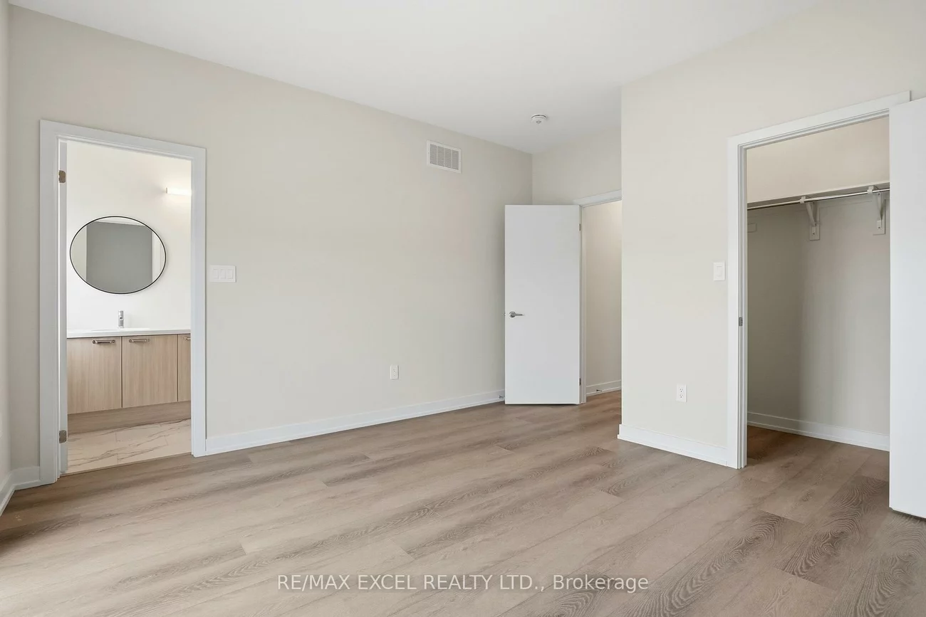 7, Peace, Headford Business Park, Richmond Hill