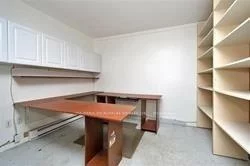 188, 19th, Jefferson, Richmond Hill