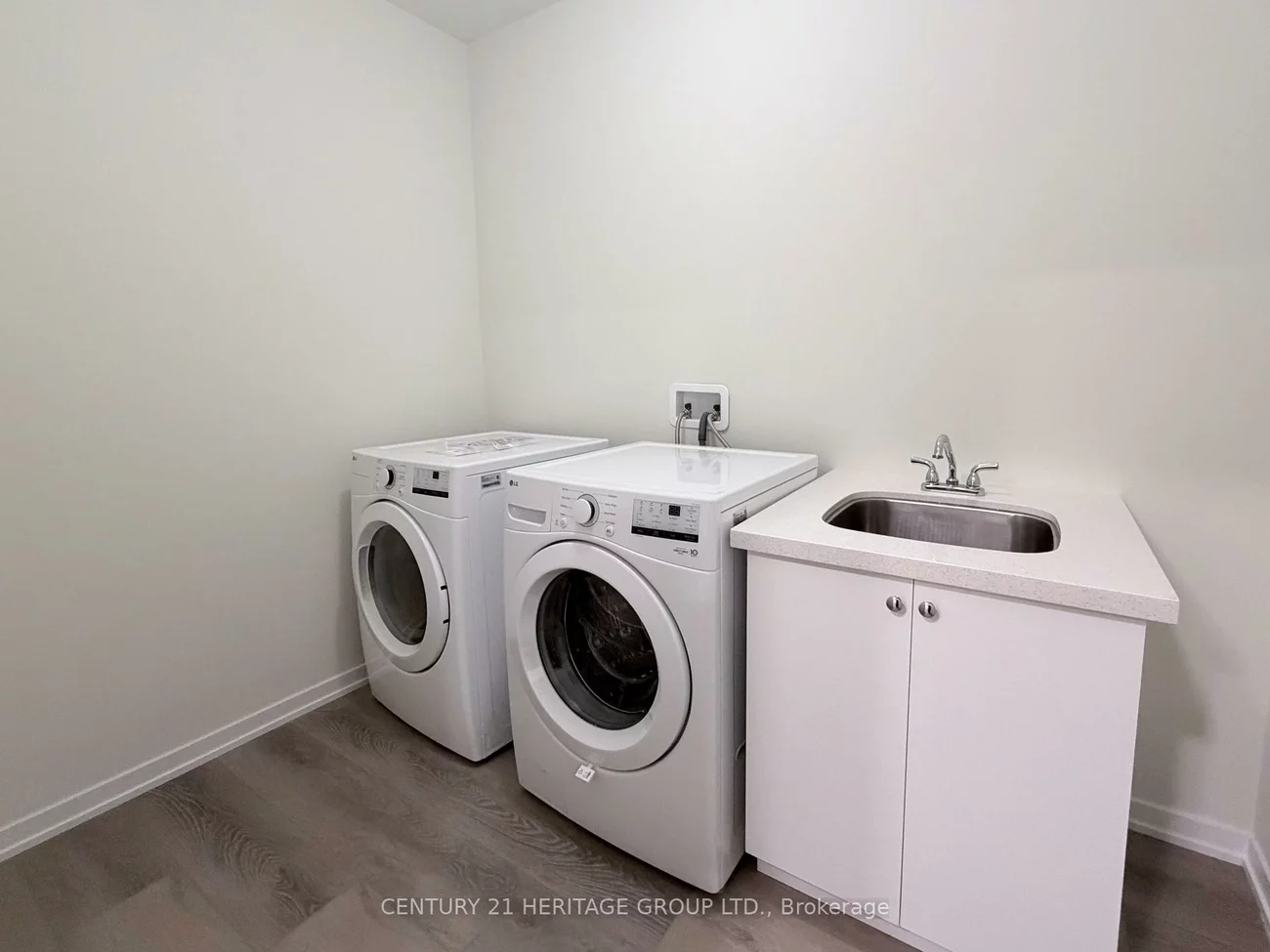 6, Helmkay, Rural Richmond Hill, Richmond Hill