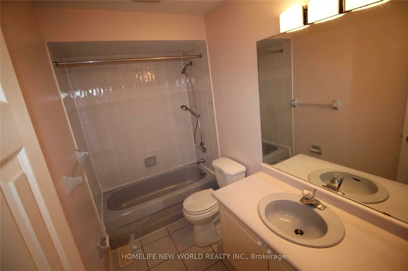 70, Futura, Rouge Woods, Richmond Hill