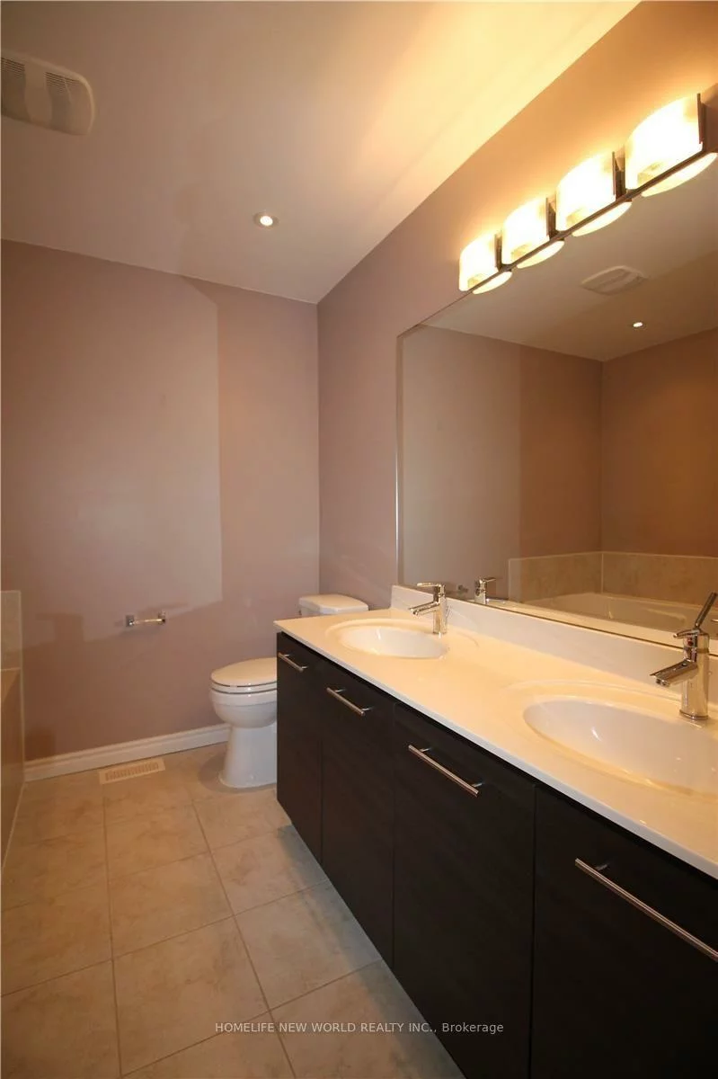 70, Futura, Rouge Woods, Richmond Hill