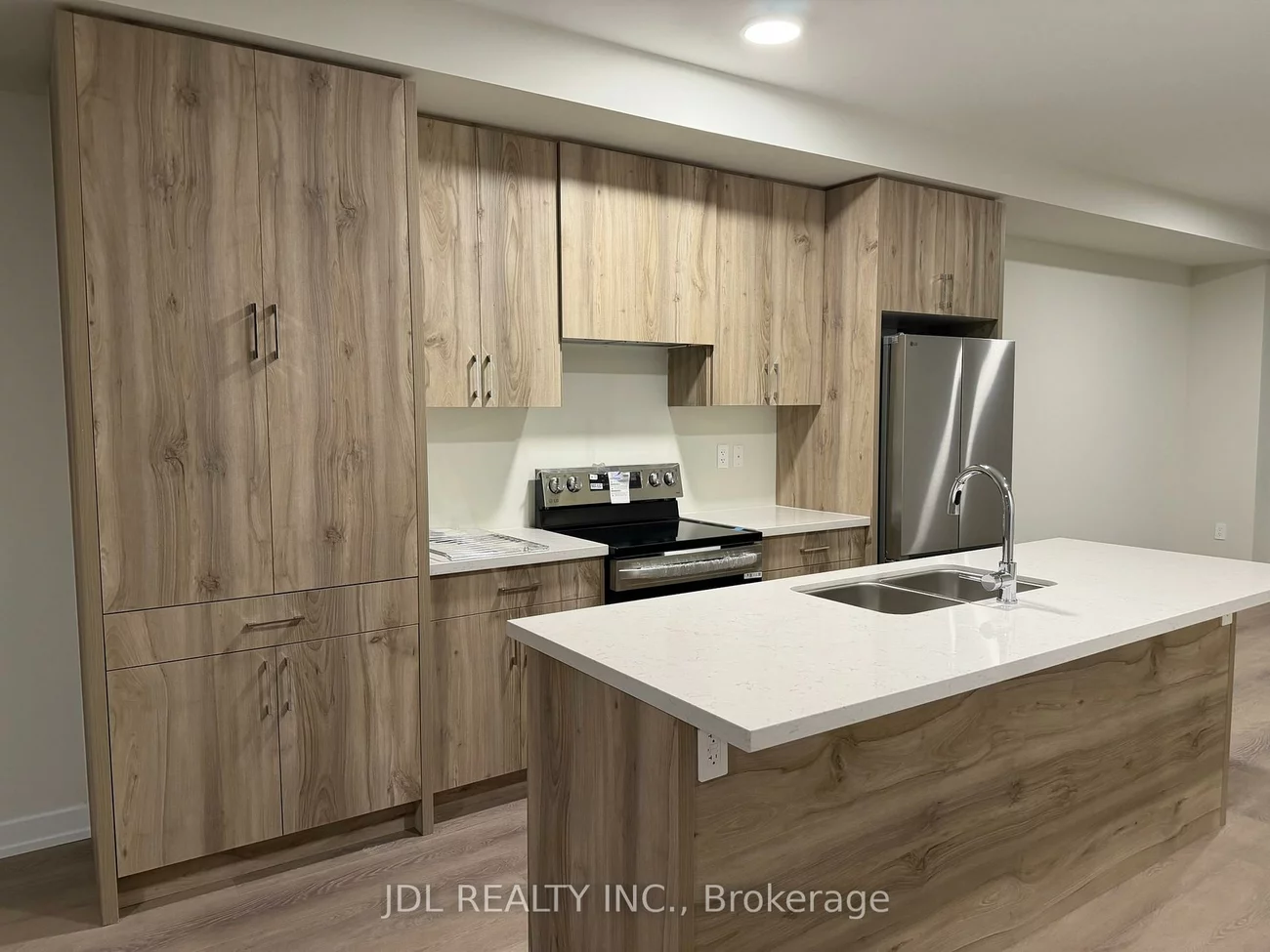 73, Peace, Headford Business Park, Richmond Hill