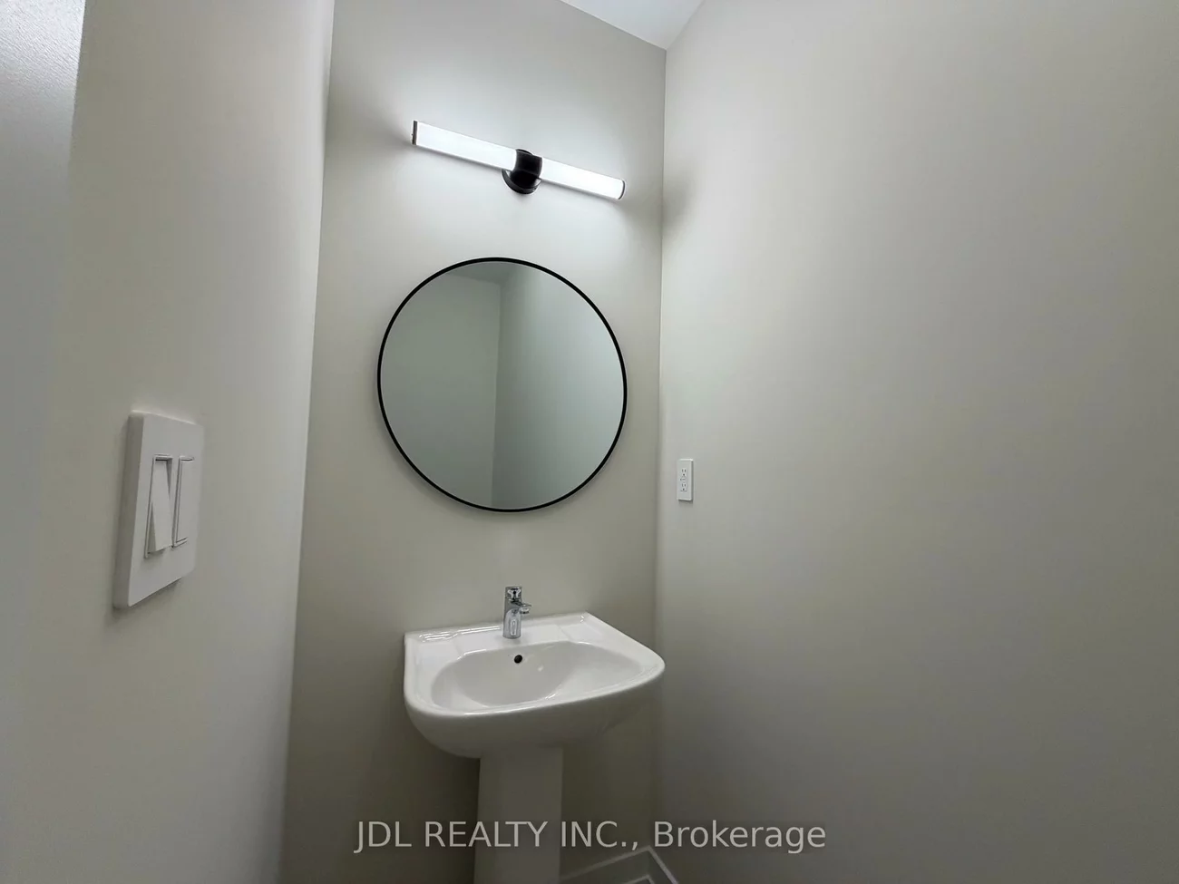 73, Peace, Headford Business Park, Richmond Hill