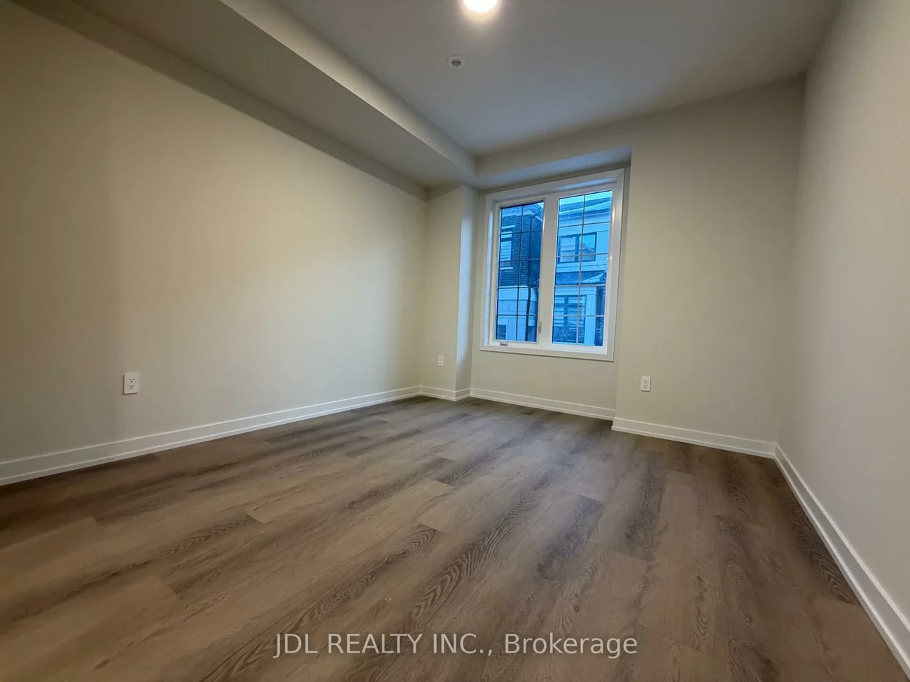 73, Peace, Headford Business Park, Richmond Hill