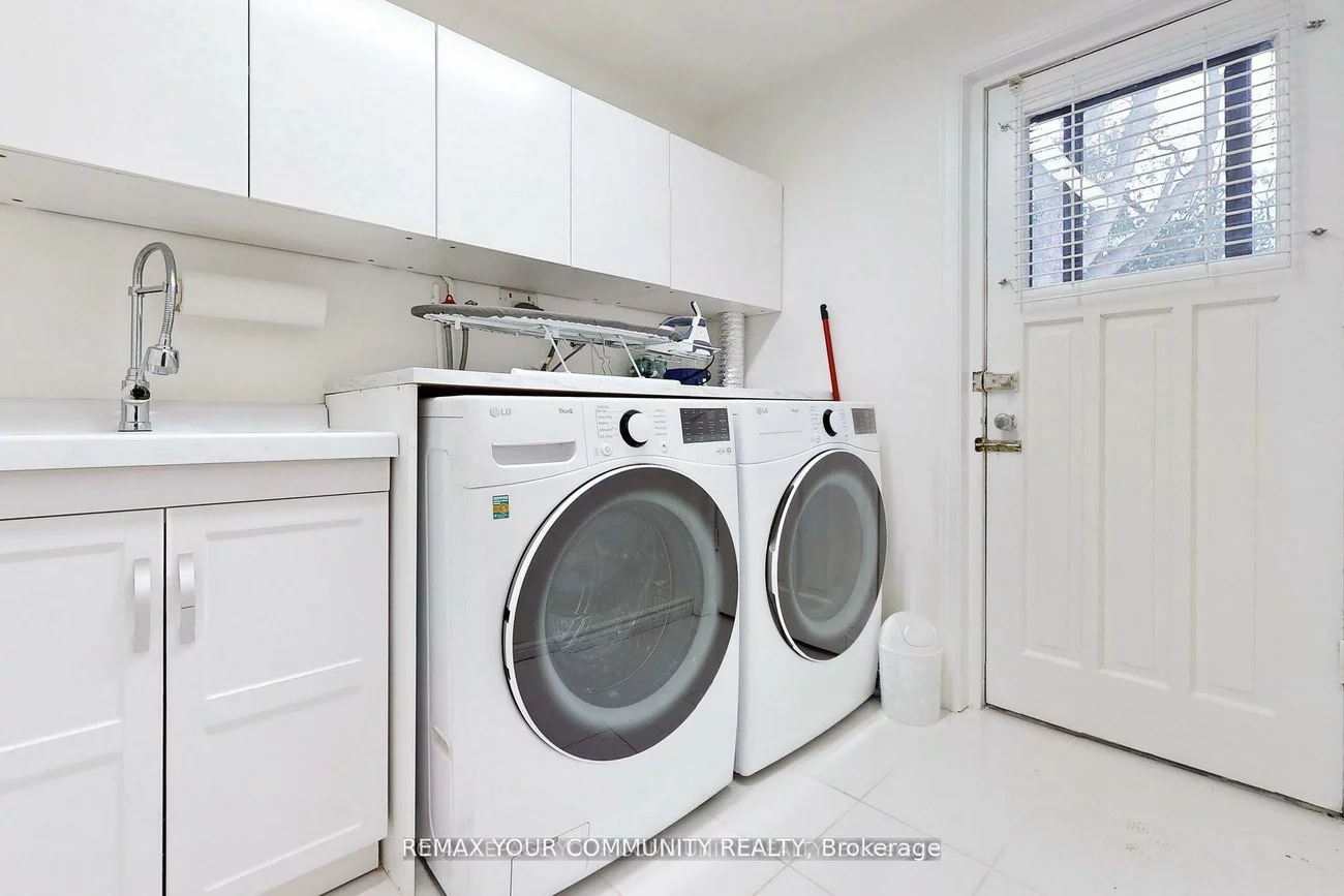 70, Bedford Park, Crosby, Richmond Hill