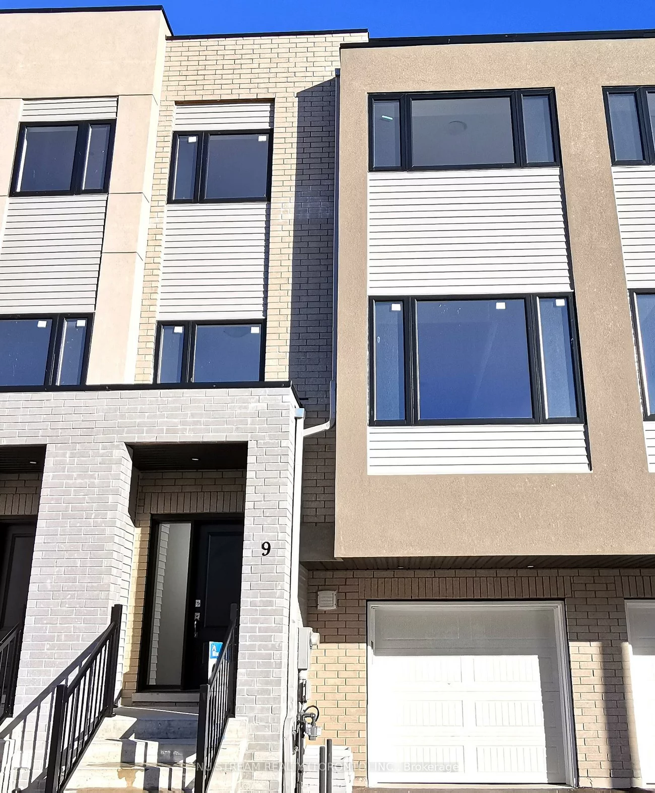 9, Carl Hill, Langstaff, Richmond Hill